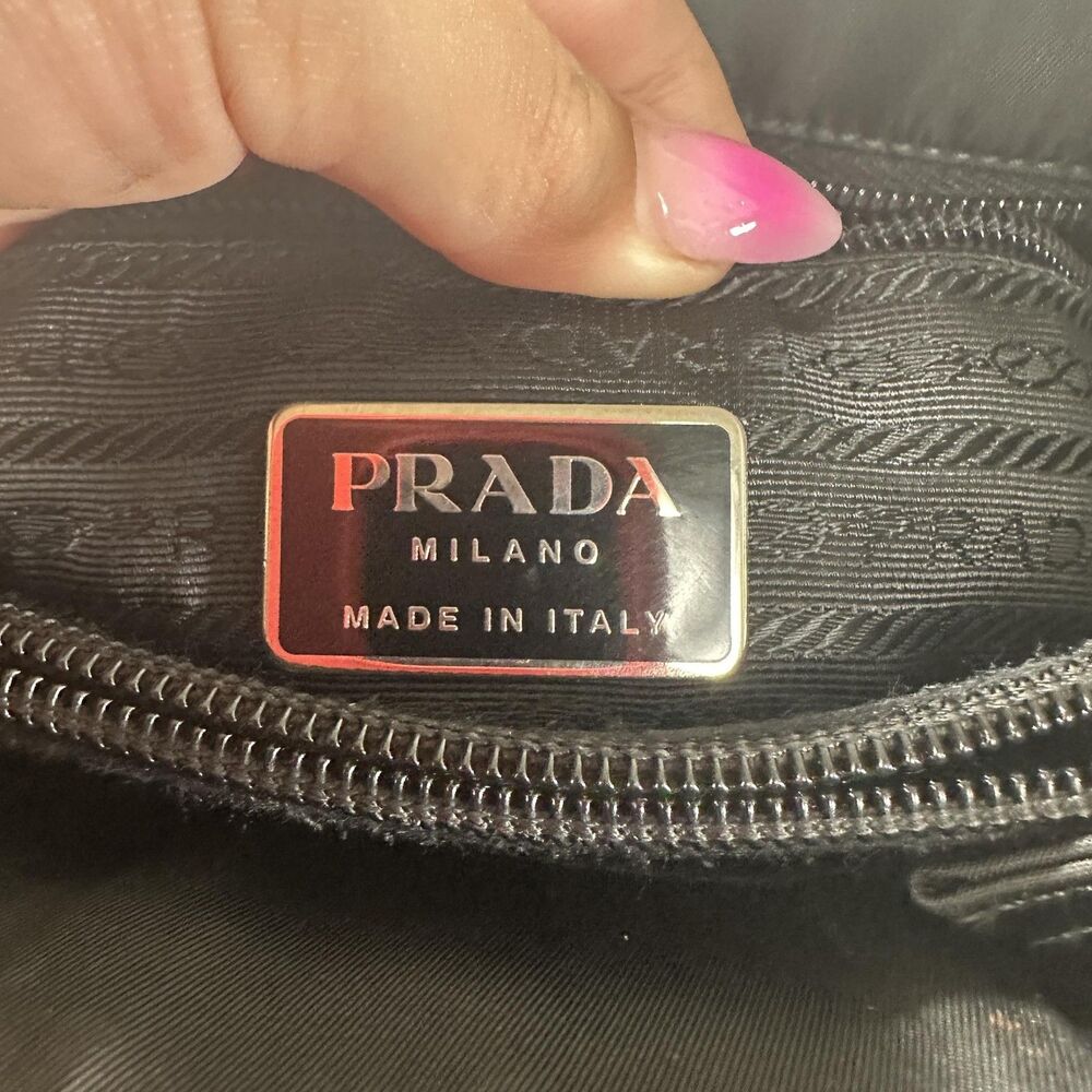 Prada Tessuto Nylon Shoulder Bag Medium Black Leather Strap Italy Logo Hardware - Picture 4 of 16